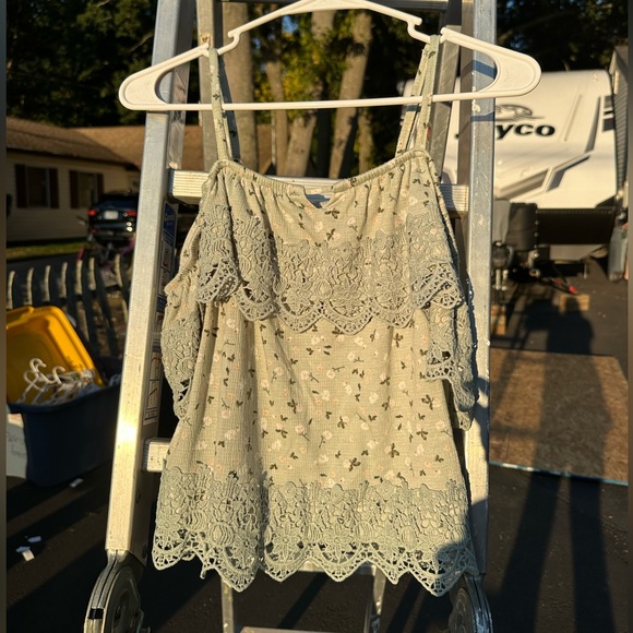 Sage green off the shoulder top - Picture 1 of 1